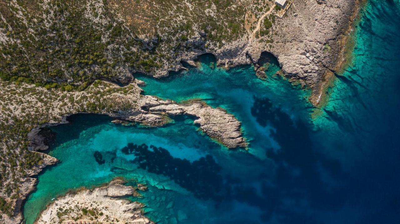 Villa Limnionas Infinity Cave